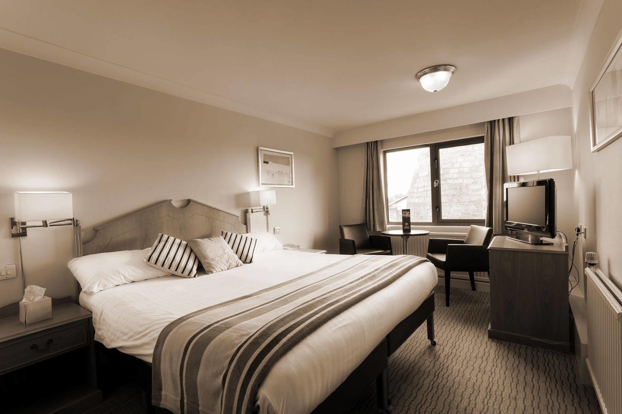 Britannia Hotel Leeds Exterior photo